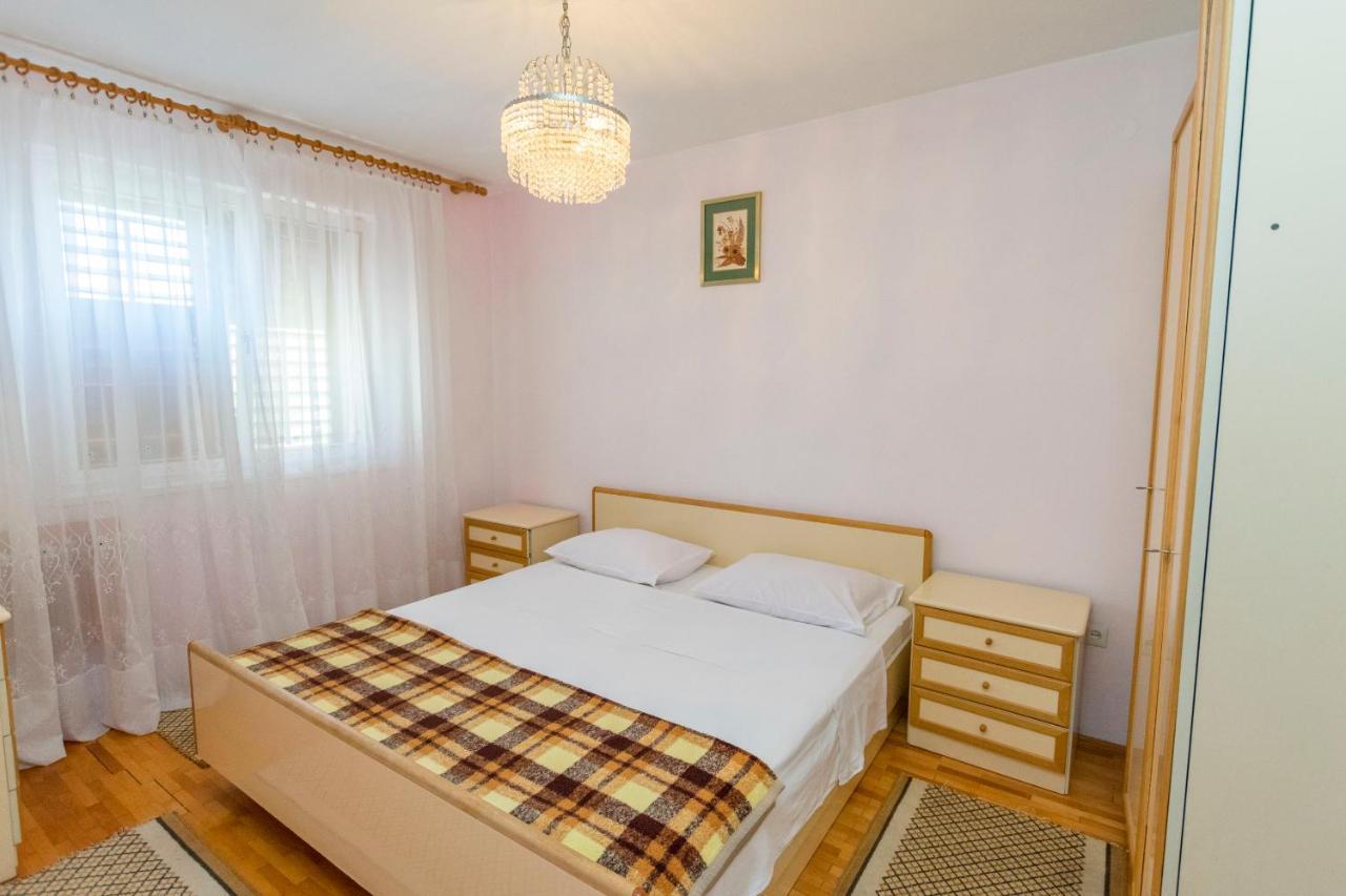 Apartment Smiljan Primošten Eksteriør bilde
